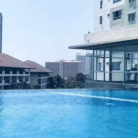 The Base Condo Pattaya Esterno foto