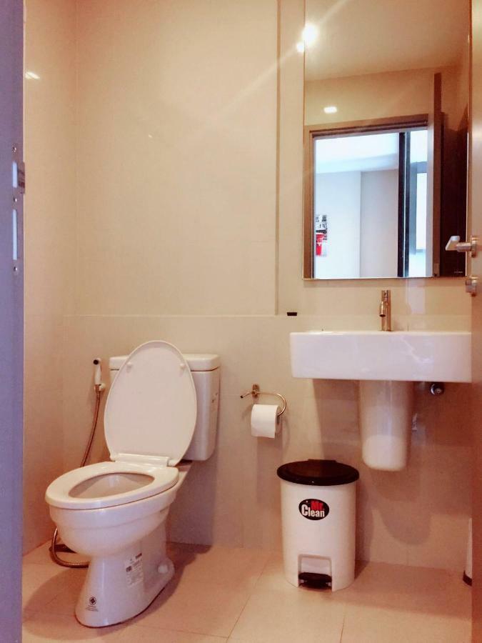 The Base Condo Pattaya Esterno foto