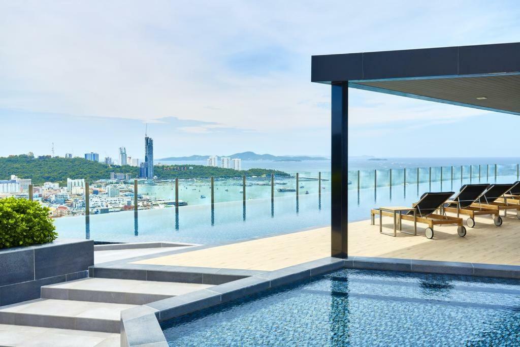 The Base Condo Pattaya Esterno foto