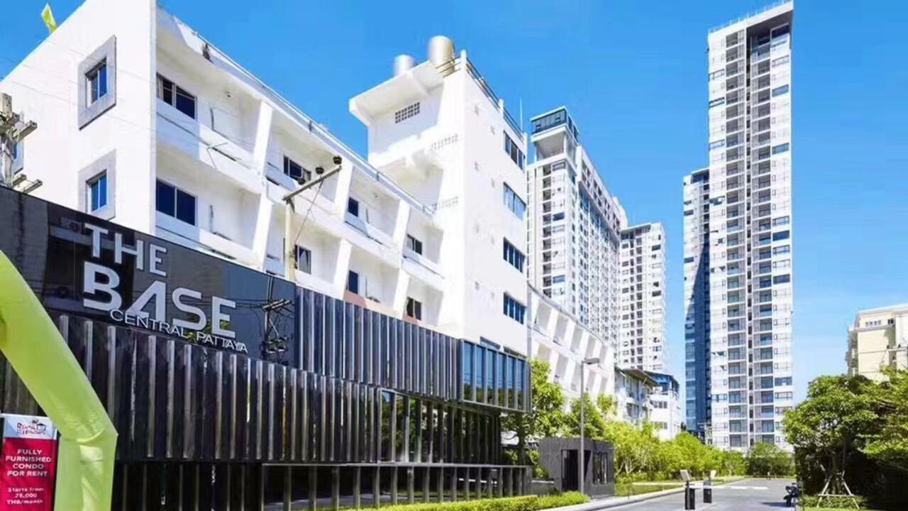 The Base Condo Pattaya Esterno foto